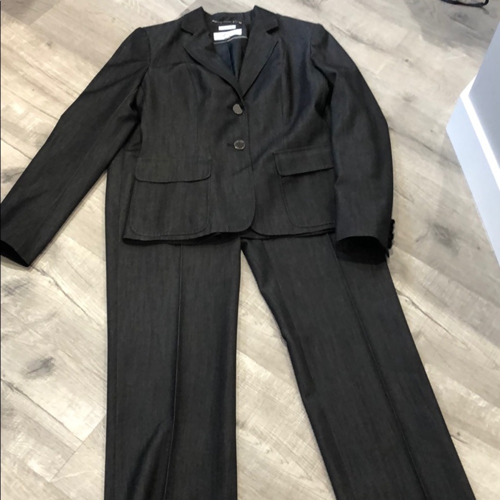 Calvin Klein Dress Stretch Suit